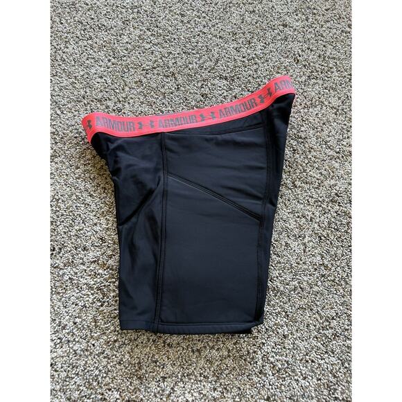UNDER ARMOUR L women’s Strike Zone Slider Shorts Padded Compression Heatgear F24 - Picture 3 of 4